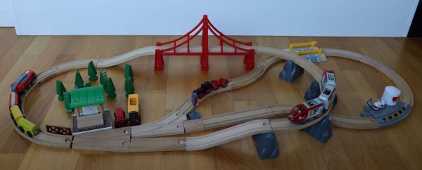 Brio Bahn Landschaft in Kiste mit Deckel